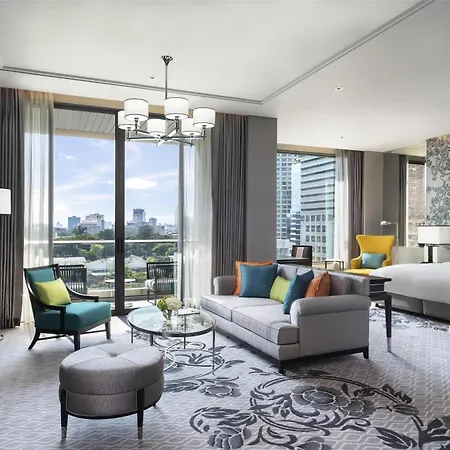 Sindhorn Kempinski Hotel Bangkok Exterior photo